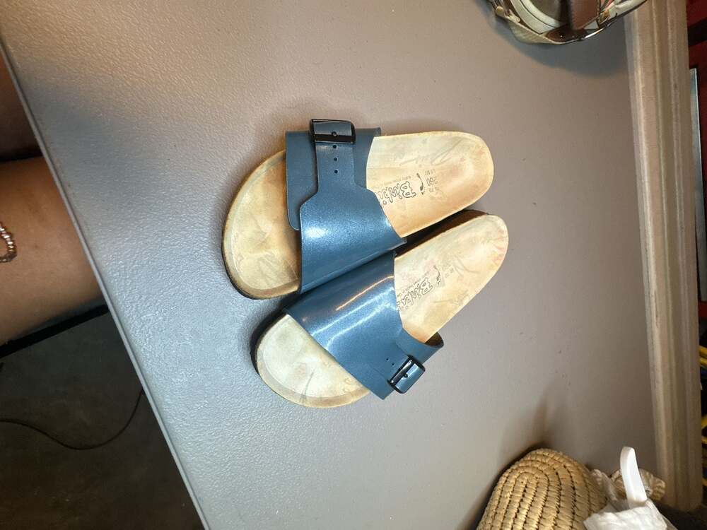 Birkenstock Birki's Metallic Blue Sandals 38 L 7 One Strap